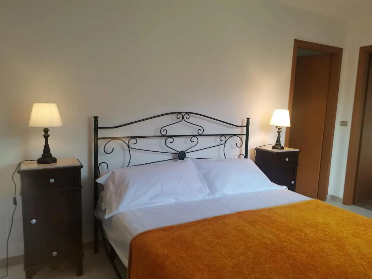 Country house A Casa Di Natalia Guest House Castell'Umberto